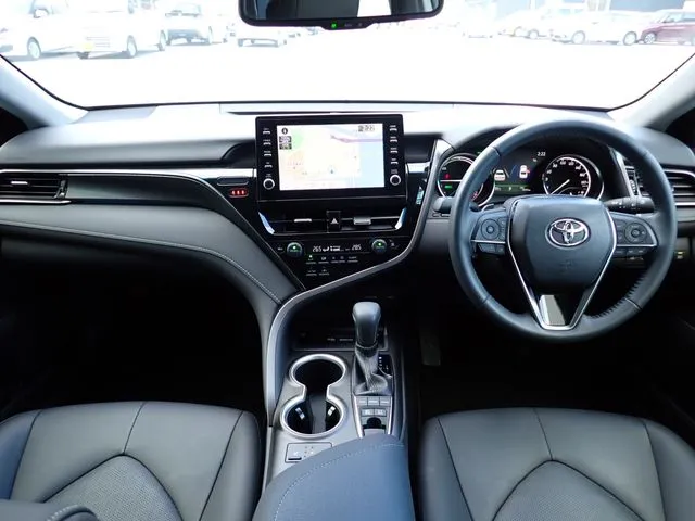 カムリ　ハイブリッド（トヨタ）の車両写真