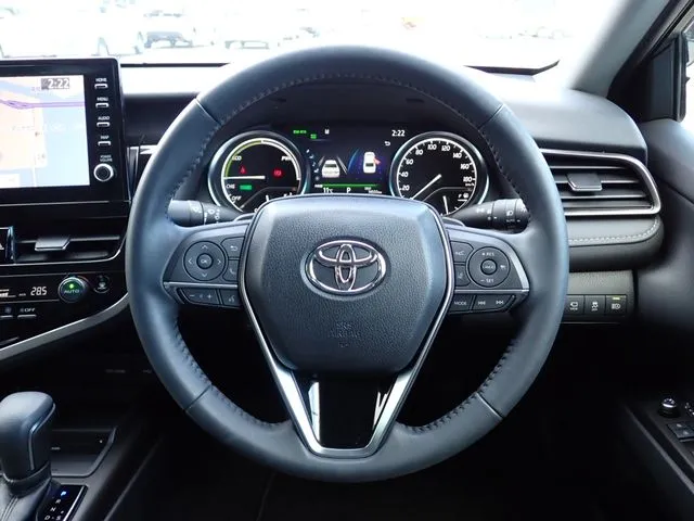 カムリ　ハイブリッド（トヨタ）の車両写真