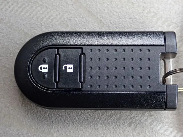 パッソ（トヨタ）の車両写真