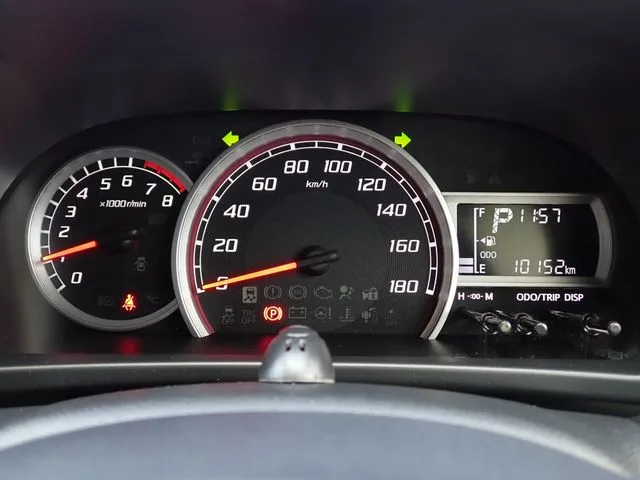 パッソ（トヨタ）の車両写真