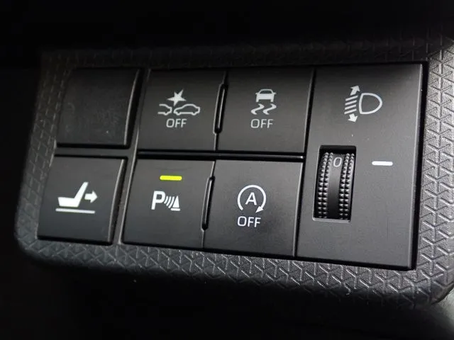 タント（ダイハツ）の車両写真