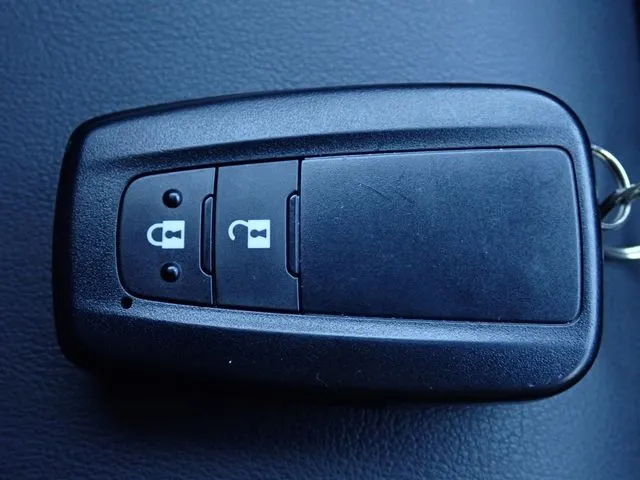 プリウス（トヨタ）の車両写真