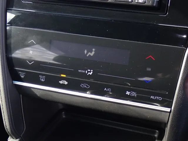 シャトル ハイブリッド(ホンダ)の車両写真