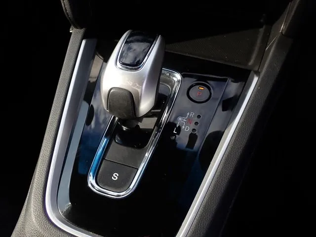 シャトル ハイブリッド(ホンダ)の車両写真