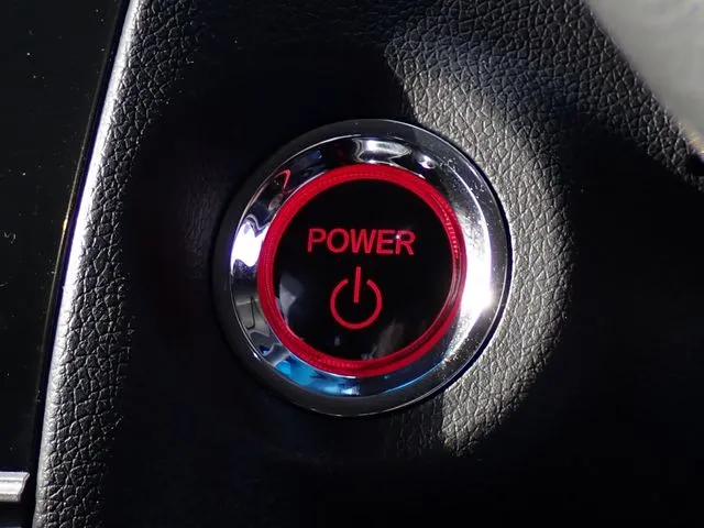 シャトル ハイブリッド(ホンダ)の車両写真