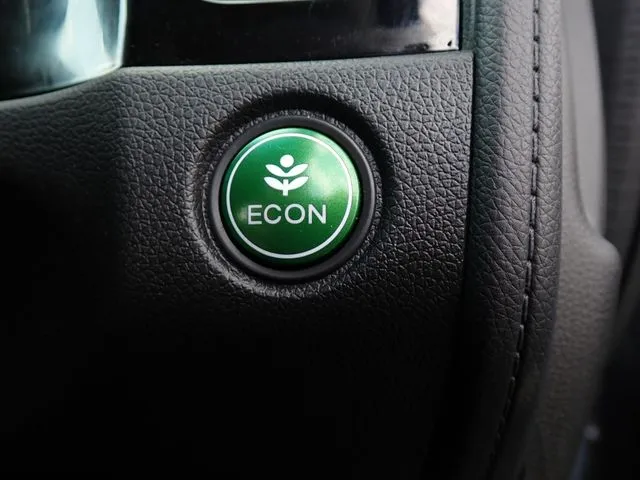 シャトル ハイブリッド(ホンダ)の車両写真