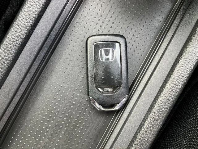 フィット　４ＷＤ（ホンダ）の車両写真