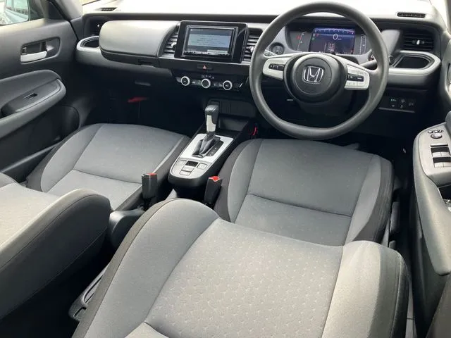 フィット　４ＷＤ（ホンダ）の車両写真