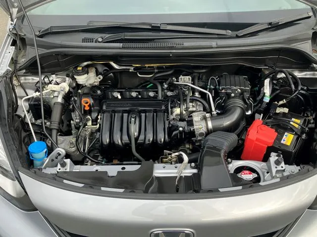 フィット　４ＷＤ（ホンダ）の車両写真