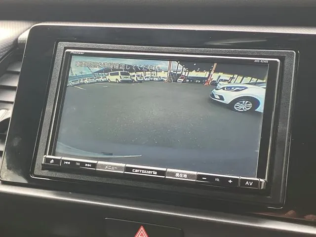 フィット　４ＷＤ（ホンダ）の車両写真