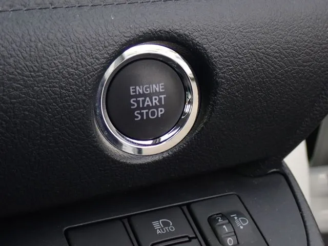 シエンタ(トヨタ)の車両写真