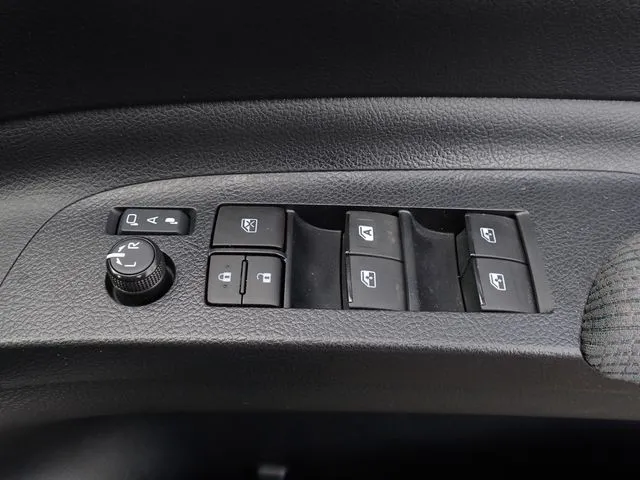 シエンタ(トヨタ)の車両写真