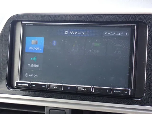 シエンタ(トヨタ)の車両写真