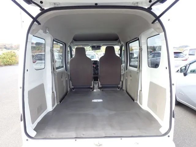 エブリイバン(スズキ)の車両写真