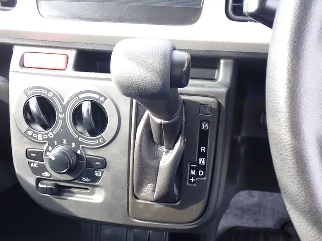 アルト(スズキ)の車両写真