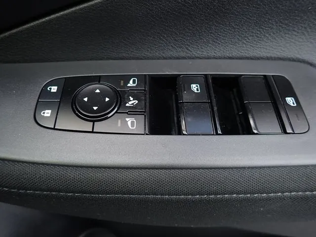 ノート(ニッサン)の車両写真