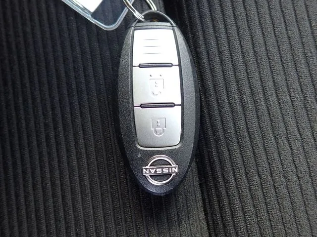 ノート(ニッサン)の車両写真