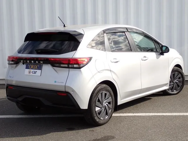 ノート(ニッサン)の車両写真