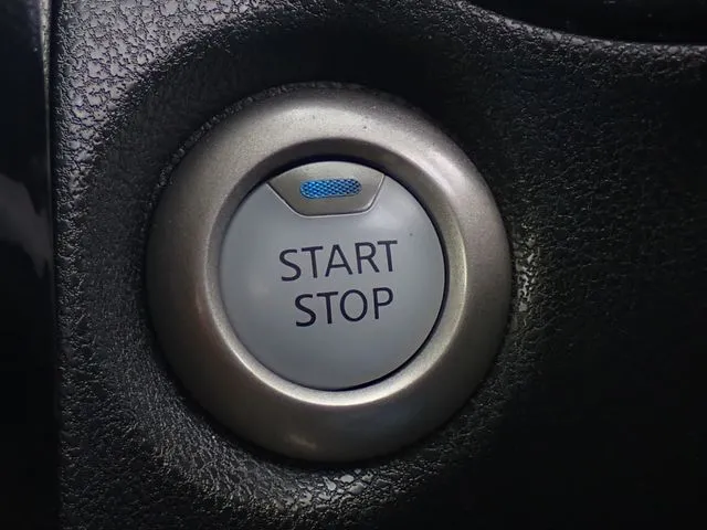 ノート(ニッサン)の車両写真