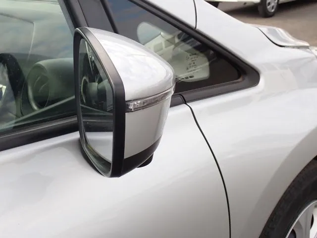 ノート(ニッサン)の車両写真