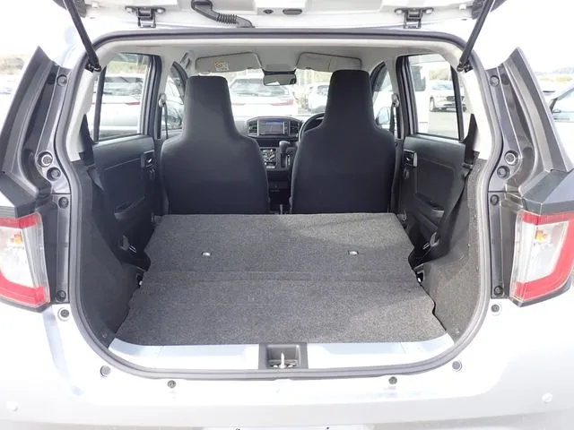 ダイハツ ミラ イース