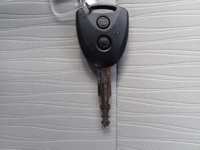 ダイハツ ミラ イース