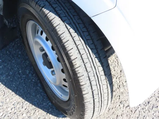 エブリイバン(スズキ)の車両写真