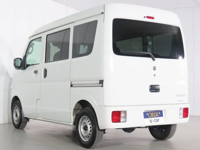 エブリイバン(スズキ)の車両写真