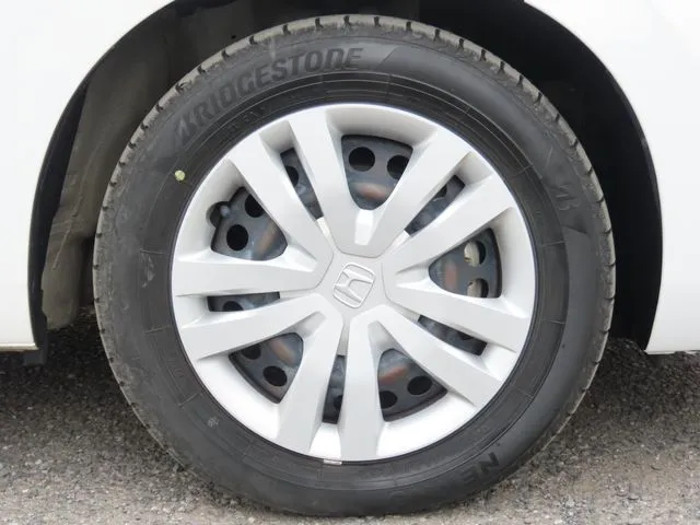 フィット e:HEV(ホンダ)の車両写真