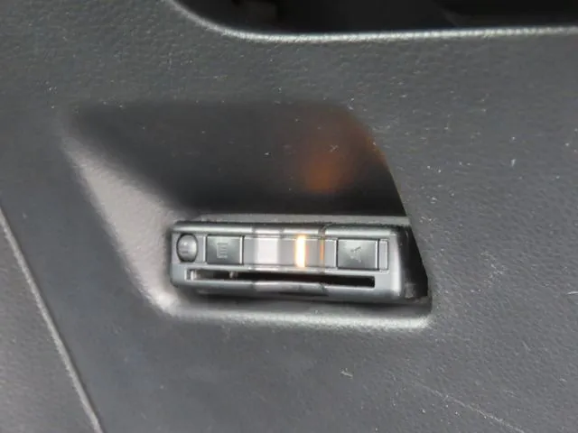 フィット e:HEV(ホンダ)の車両写真