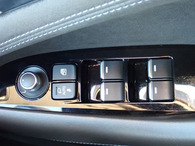 MAZDA6 セダン(マツダ)の車両写真