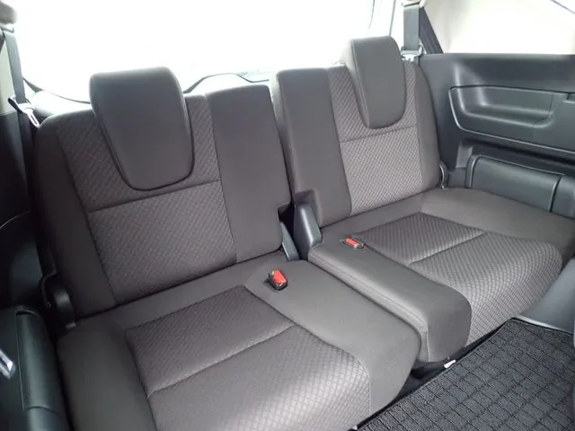 フリード(ホンダ)の車両写真