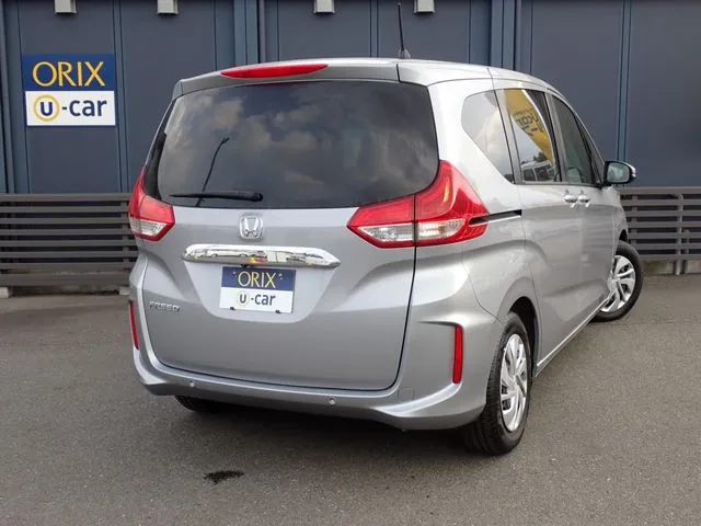フリード(ホンダ)の車両写真