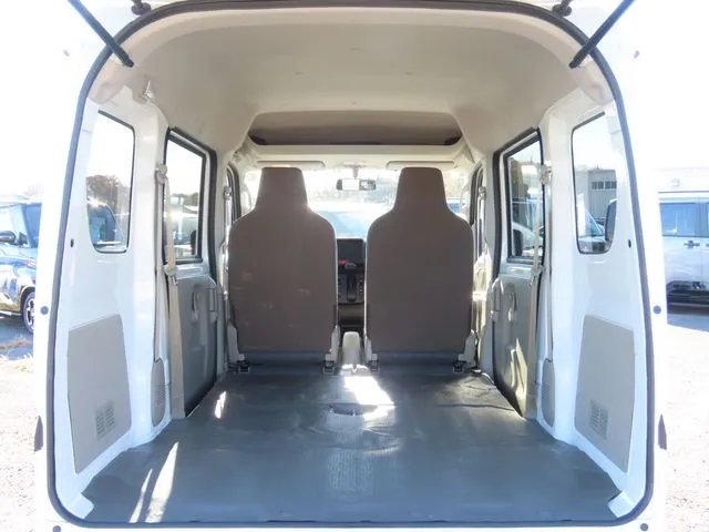 エブリイバン(スズキ)の車両写真