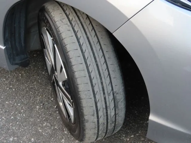 シャトル ハイブリッド(ホンダ)の車両写真