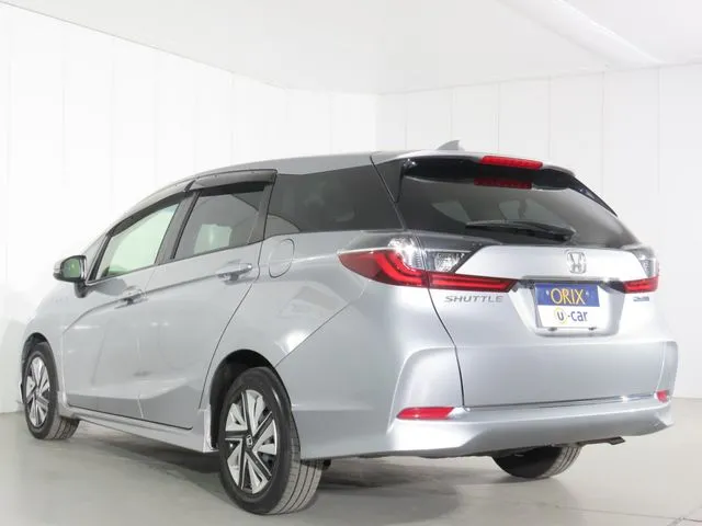 シャトル ハイブリッド(ホンダ)の車両写真