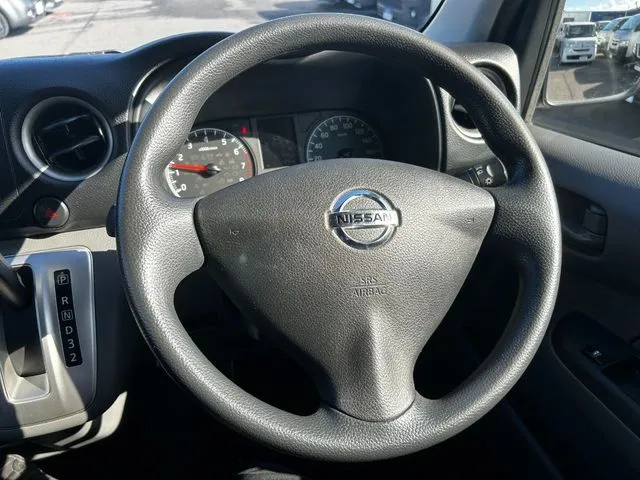 ＮＶ３５０キャラバン　１．２５ｔ（ニッサン）の車両写真