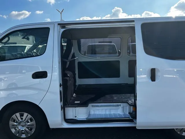 ＮＶ３５０キャラバン　１．２５ｔ（ニッサン）の車両写真