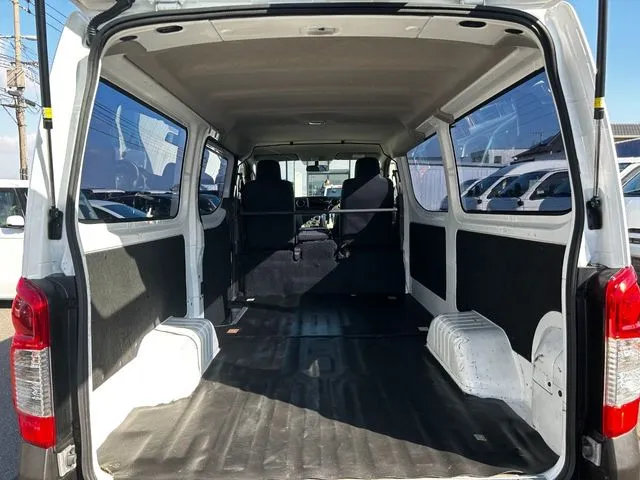 ＮＶ３５０キャラバン　１．２５ｔ（ニッサン）の車両写真