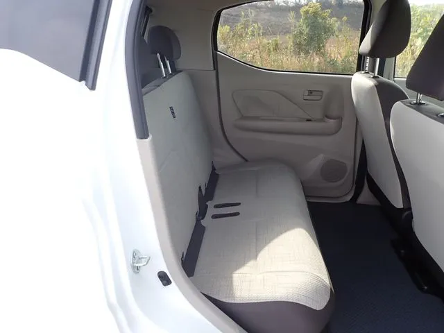 ミツビシ　ｅＫワゴン