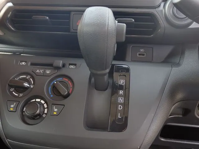 ミツビシ　ｅＫワゴン