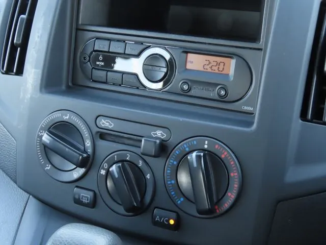 NV200バネットバン(ニッサン)の車両写真