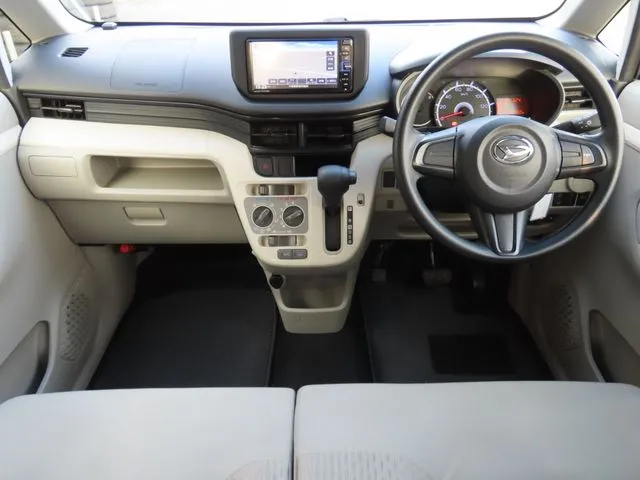 ムーヴ(ダイハツ)の車両写真