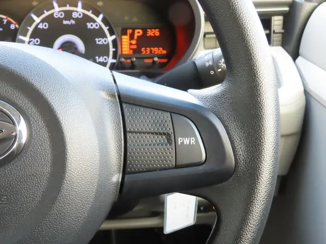 ムーヴ(ダイハツ)の車両写真