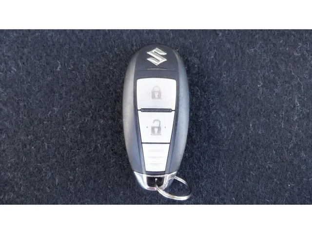 バレーノ(スズキ)の車両写真