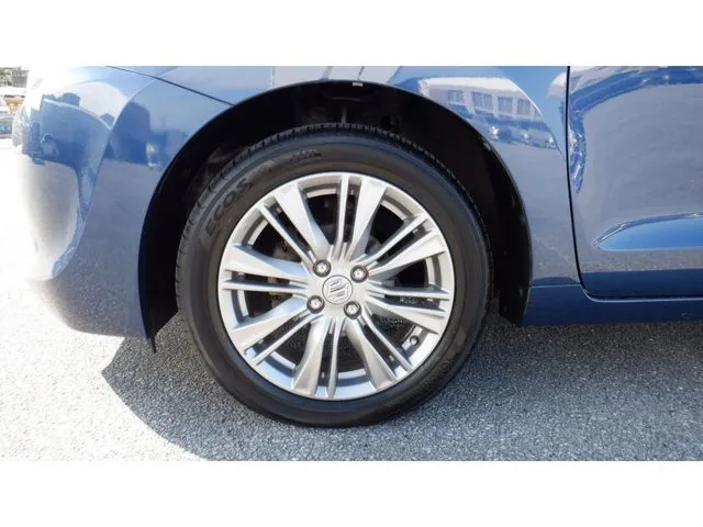 バレーノ(スズキ)の車両写真