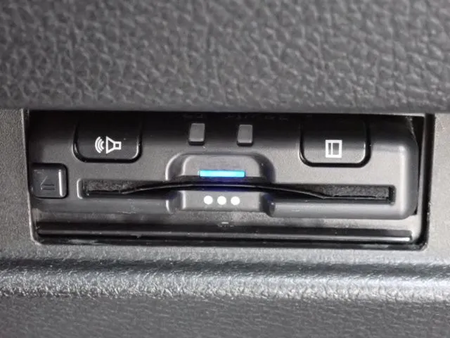 スペーシア(スズキ)の車両写真