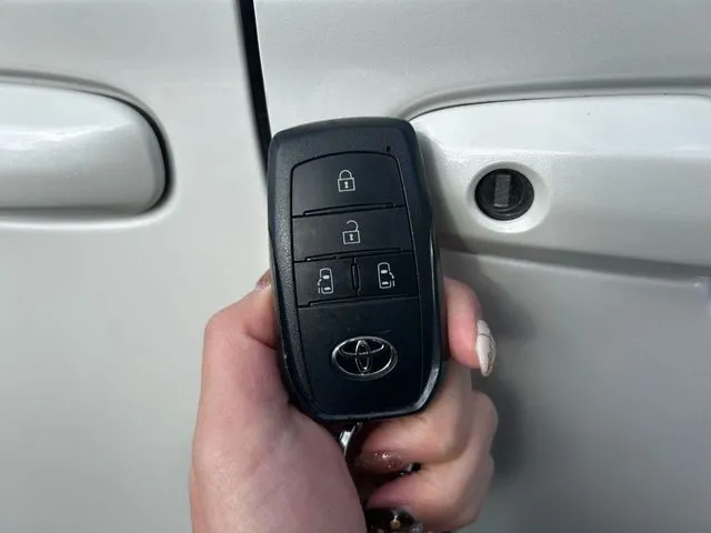 ノア(トヨタ)の車両写真