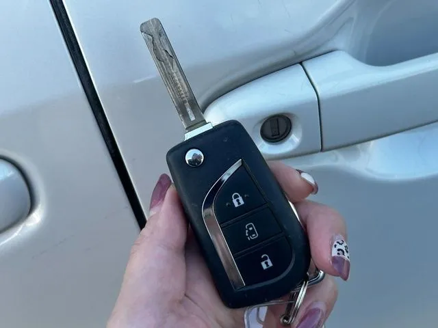 ヴォクシー(トヨタ)の車両写真