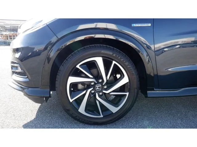 ヴェゼル ハイブリッド(ホンダ)の車両写真